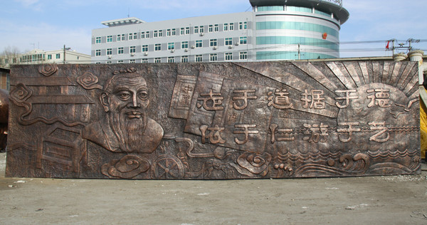 吉林小學(xué)雕塑