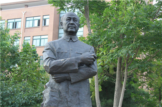 偉人鑄銅雕塑