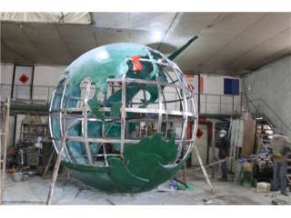 地球儀造型雕塑